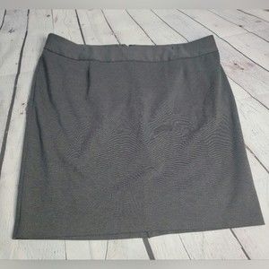 Lane Bryant size 24 knee length skirt in gray.